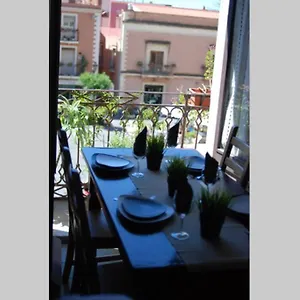 https://casa-girolamo-in-piazza-duomo.taorminaitalyhotels.com