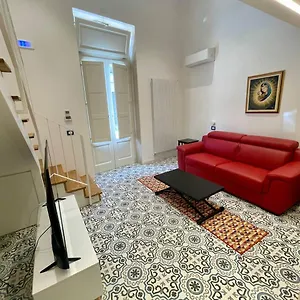 https://apt-dimora-carafa.lecce-hotels.com